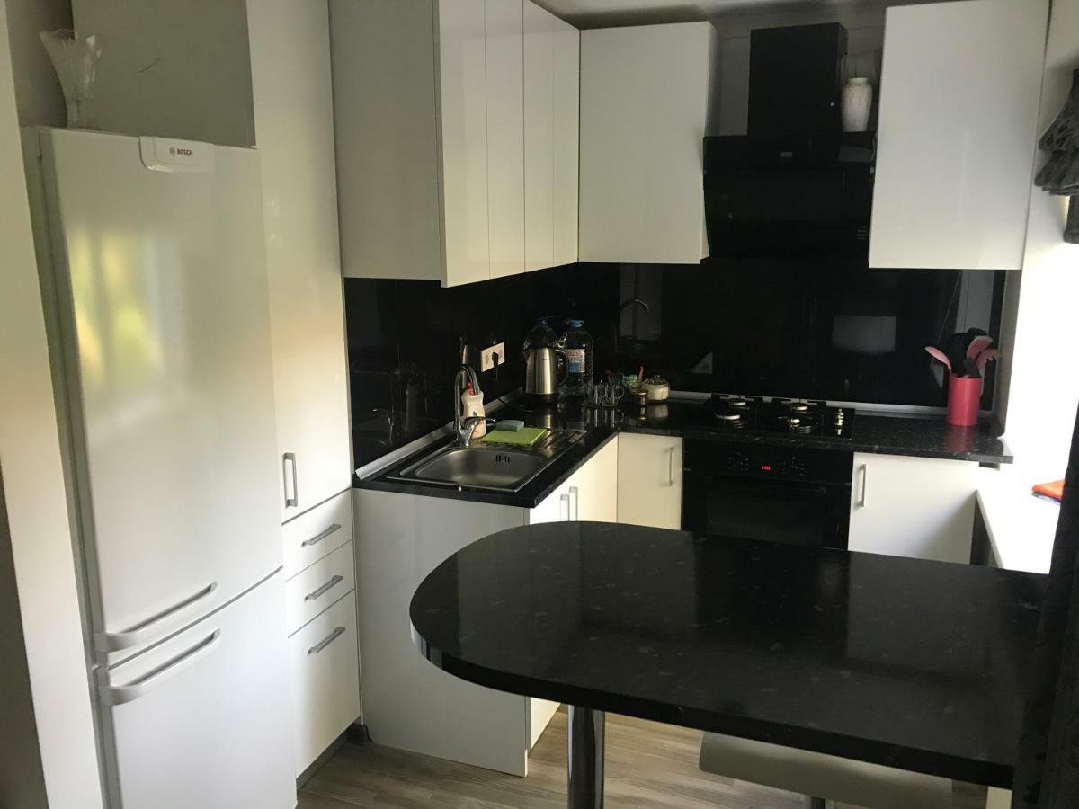 Fine Apartment 叶尔加瓦 外观 照片